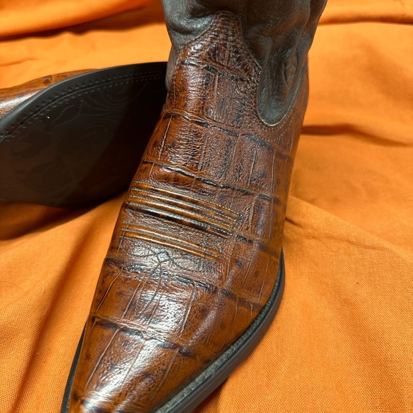 Ariat woman’s Heritage slouch boots 11B. - Picture 4 of 11